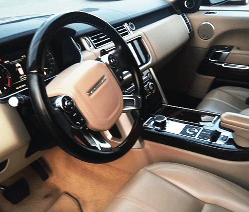 Range Rover Vogue Black Hire in Dubai