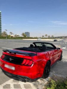 Rent Mustang Convertible in Dubai